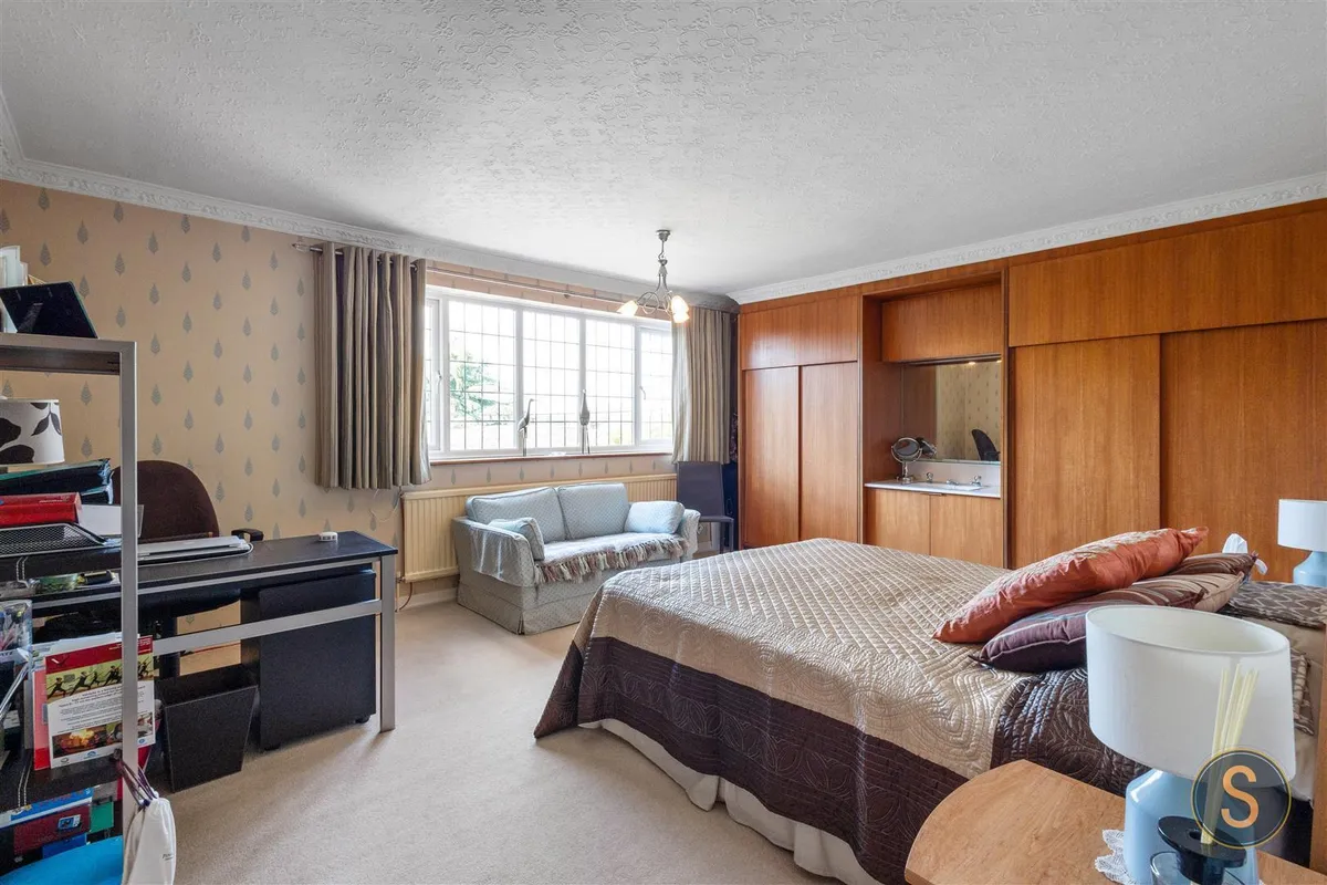 The Cedars, Little Billington,
