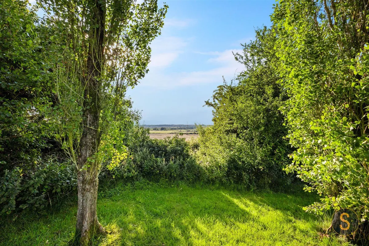 The Cedars, Little Billington,