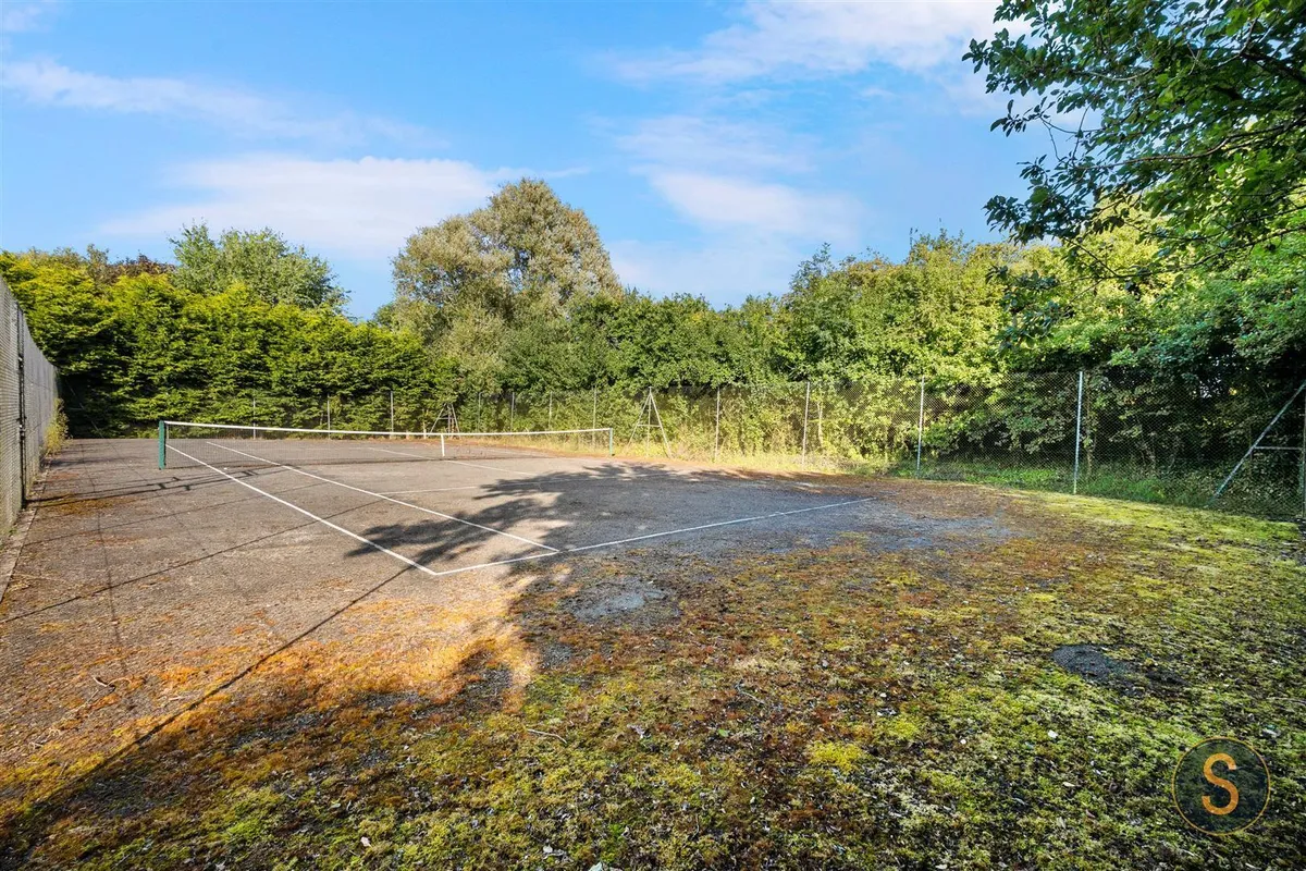 The Cedars, Little Billington,