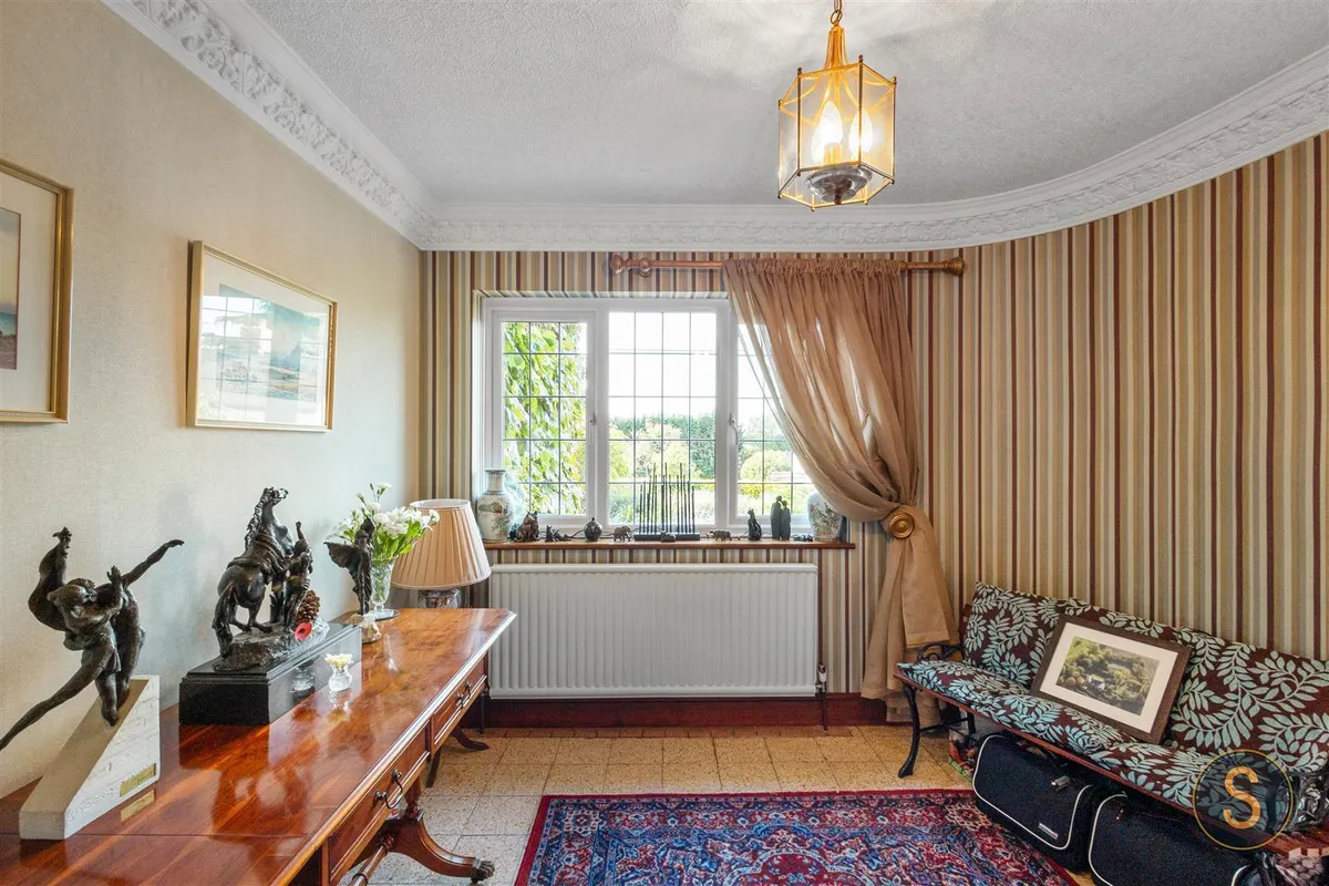 The Cedars, Little Billington,