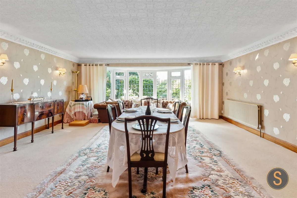 The Cedars, Little Billington,