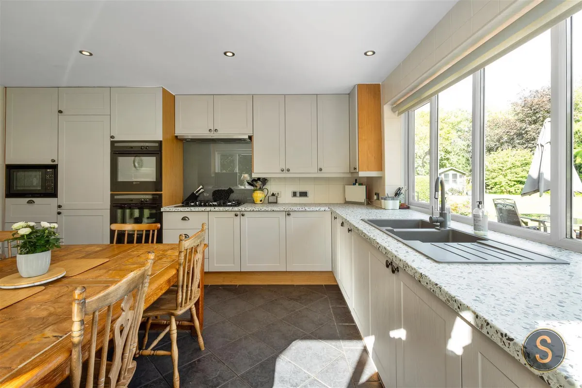 The Cedars, Little Billington,
