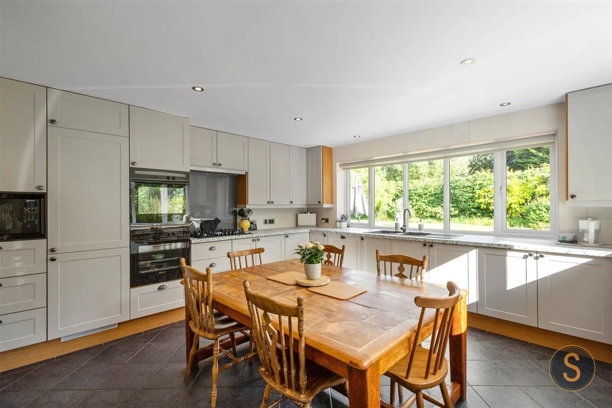 The Cedars, Little Billington,