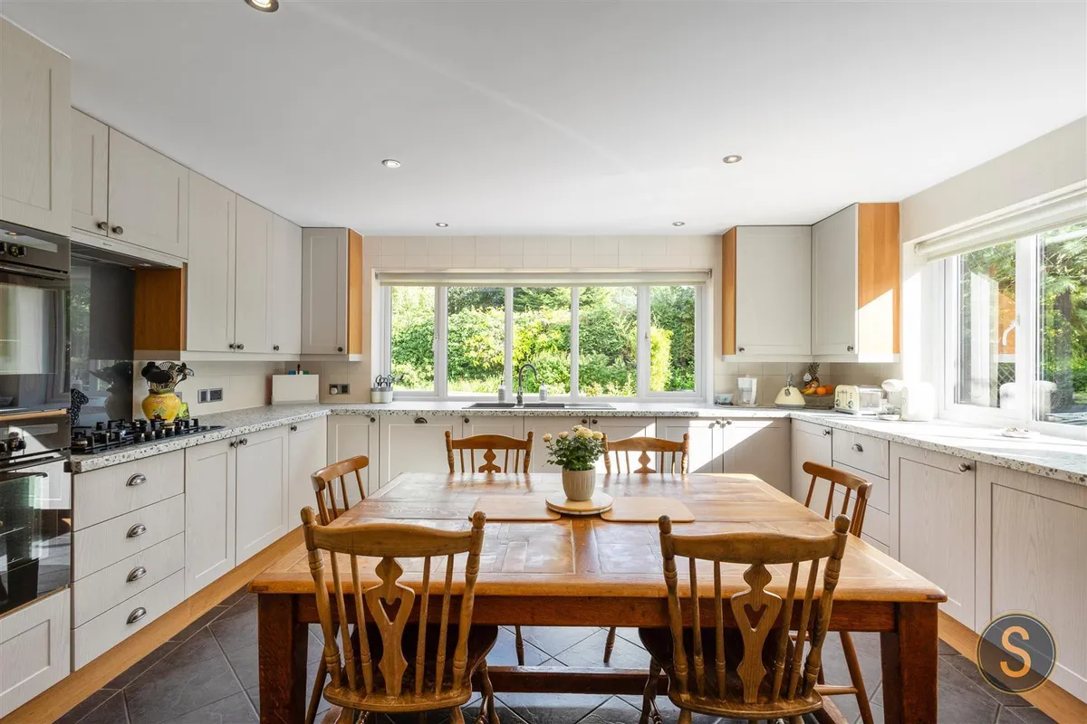 The Cedars, Little Billington,