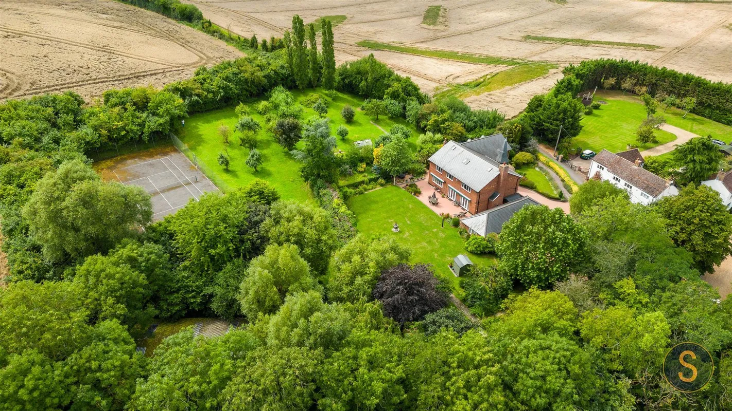 The Cedars, Little Billington,