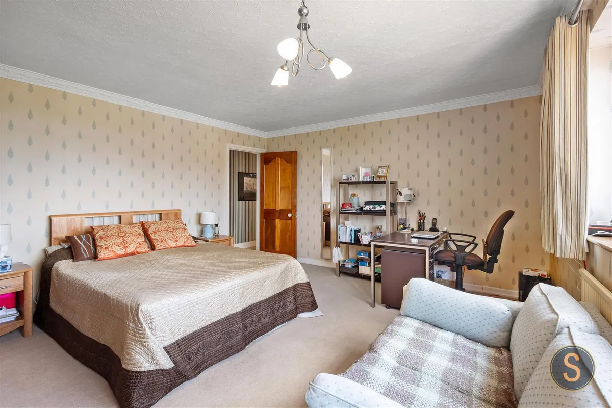 The Cedars, Little Billington,