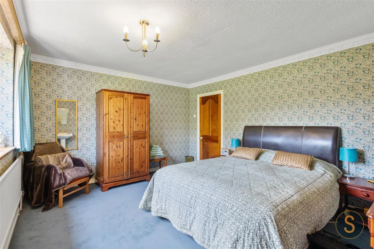The Cedars, Little Billington,