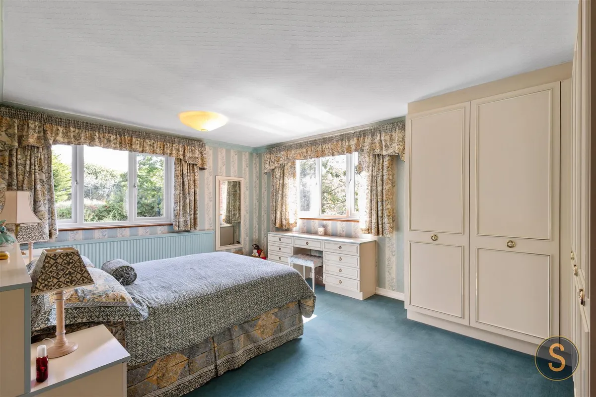 The Cedars, Little Billington,