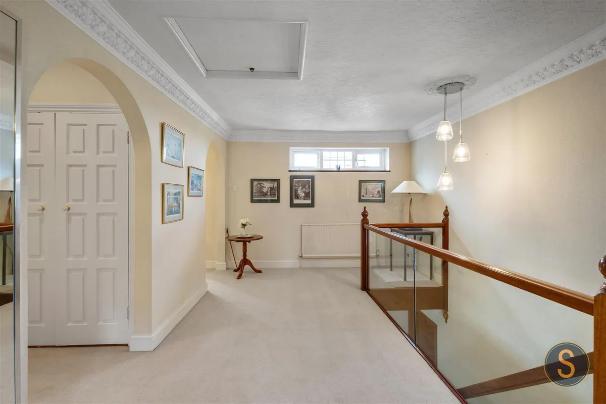 The Cedars, Little Billington,