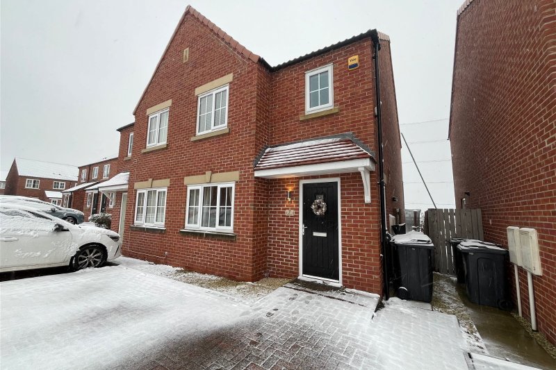 3 bedroom property for sale in Beacon Court, Monk Bretton £220,000