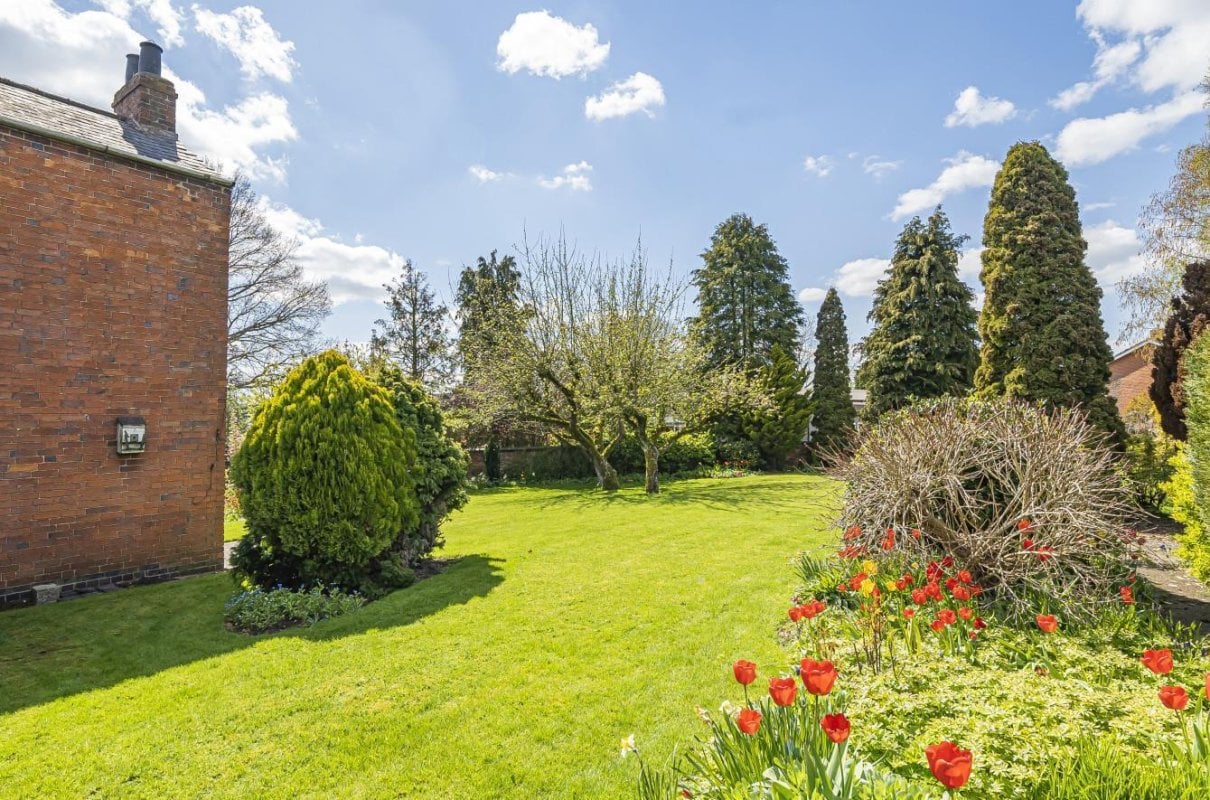 3 bedroom property for sale in Yew Tree House, Tur Langton