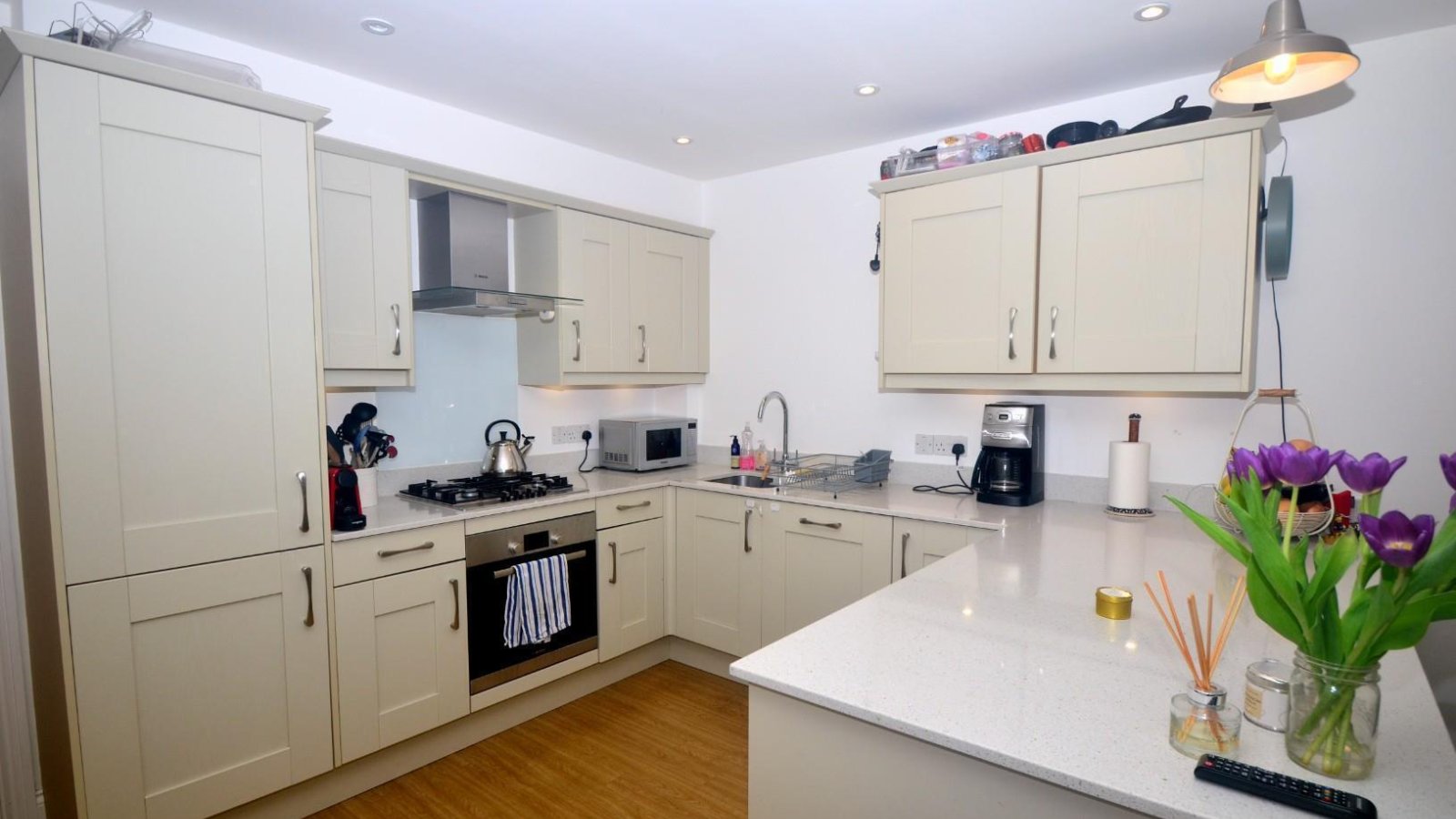 3 bedroom property to let in Heathcote Road, Epsom, KT18 5DX £2,250 pcm