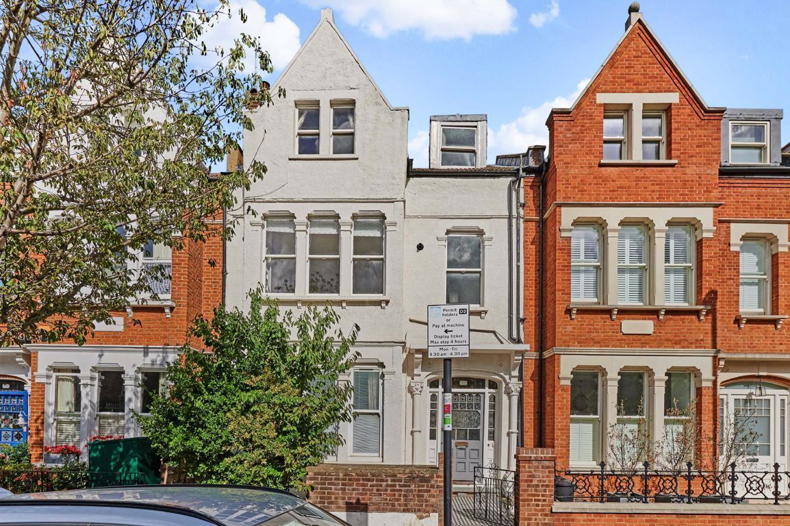 Jacksons 2 bedroom property for sale in Ritherdon Road, Balham £600,000