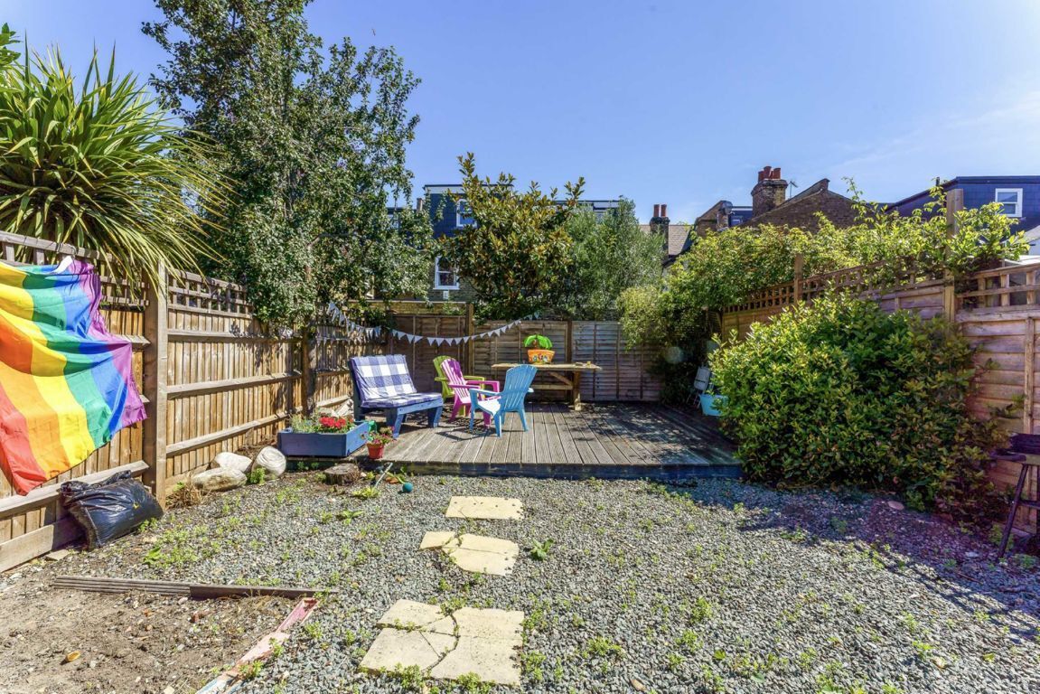 Jacksons 3 bedroom property for sale in Atheldene Road, Earlsfield
