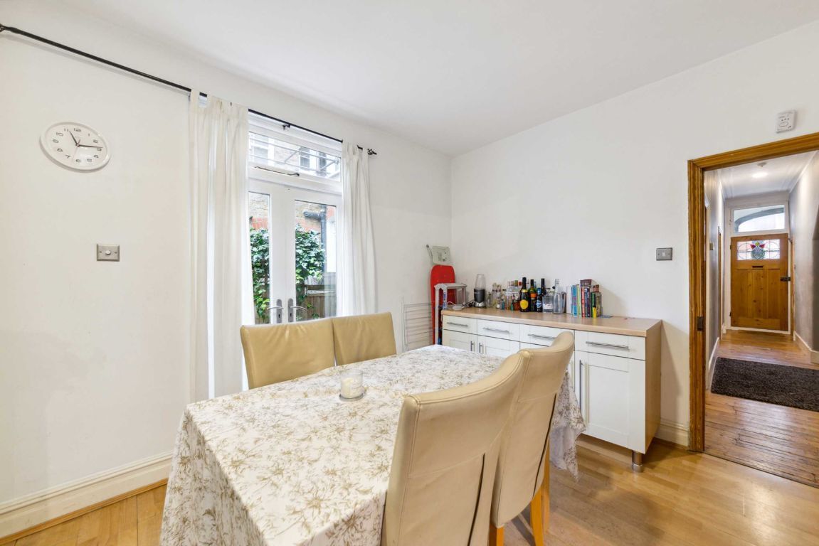 Jacksons 3 bedroom property for sale in Stapleton Road, London £750,000