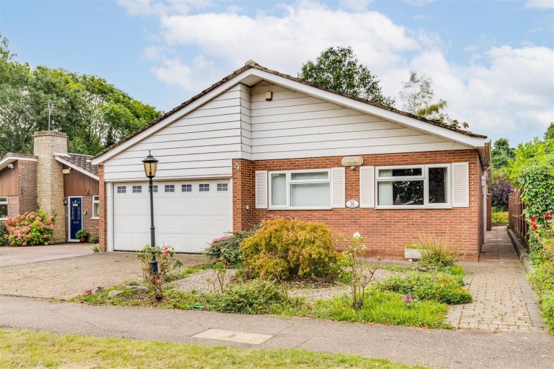 4 bedroom property for sale in Bell Acre, Letchworth Garden City