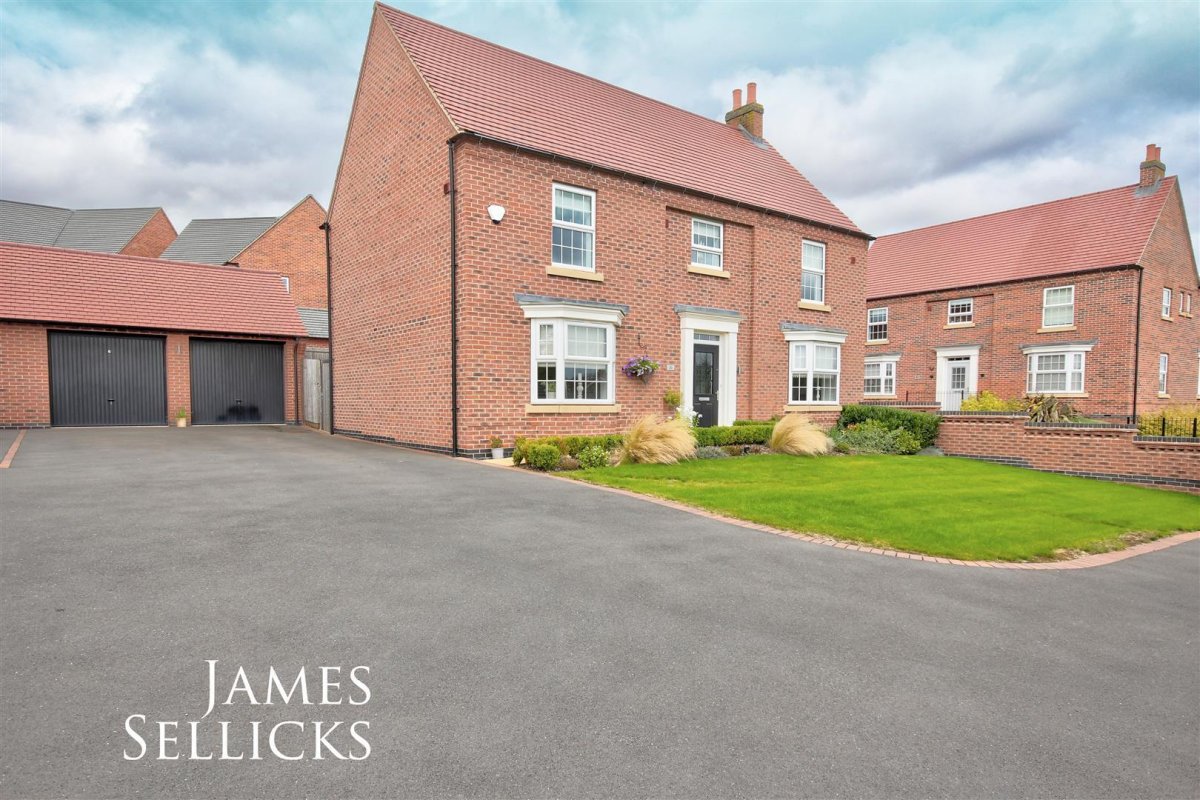 5 bedroom property for sale in Longbreach Road, Kibworth Harcourt