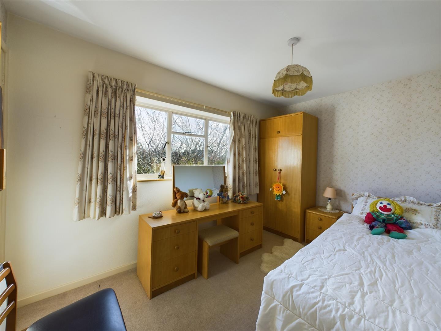 3 bedroom property for sale in Lower Howsell Road, Malvern £350,000