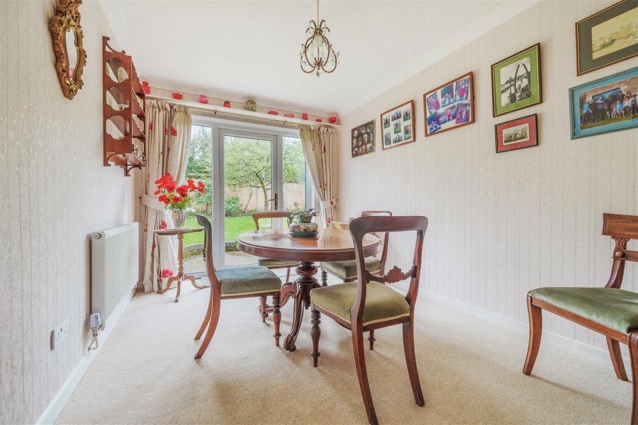 Stags 4 bedroom property for sale in Queens Drive, Taunton