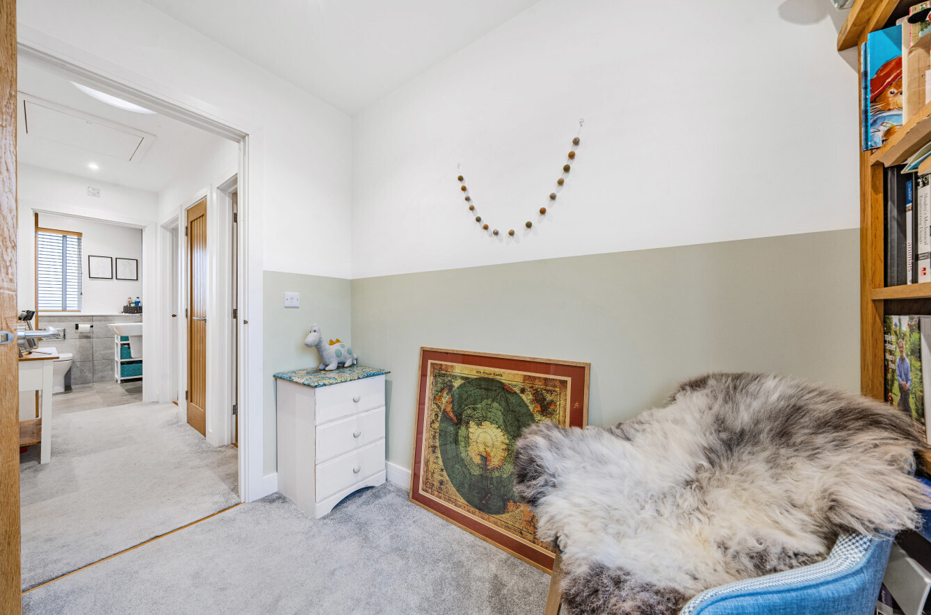 3 bedroom property for sale in Glenmore Terrace, Longdowns, Penryn