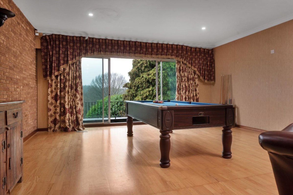 6 bedroom property for sale in Ulverscroft Lane, Newtown Linford, Leicestershire Price Guide £