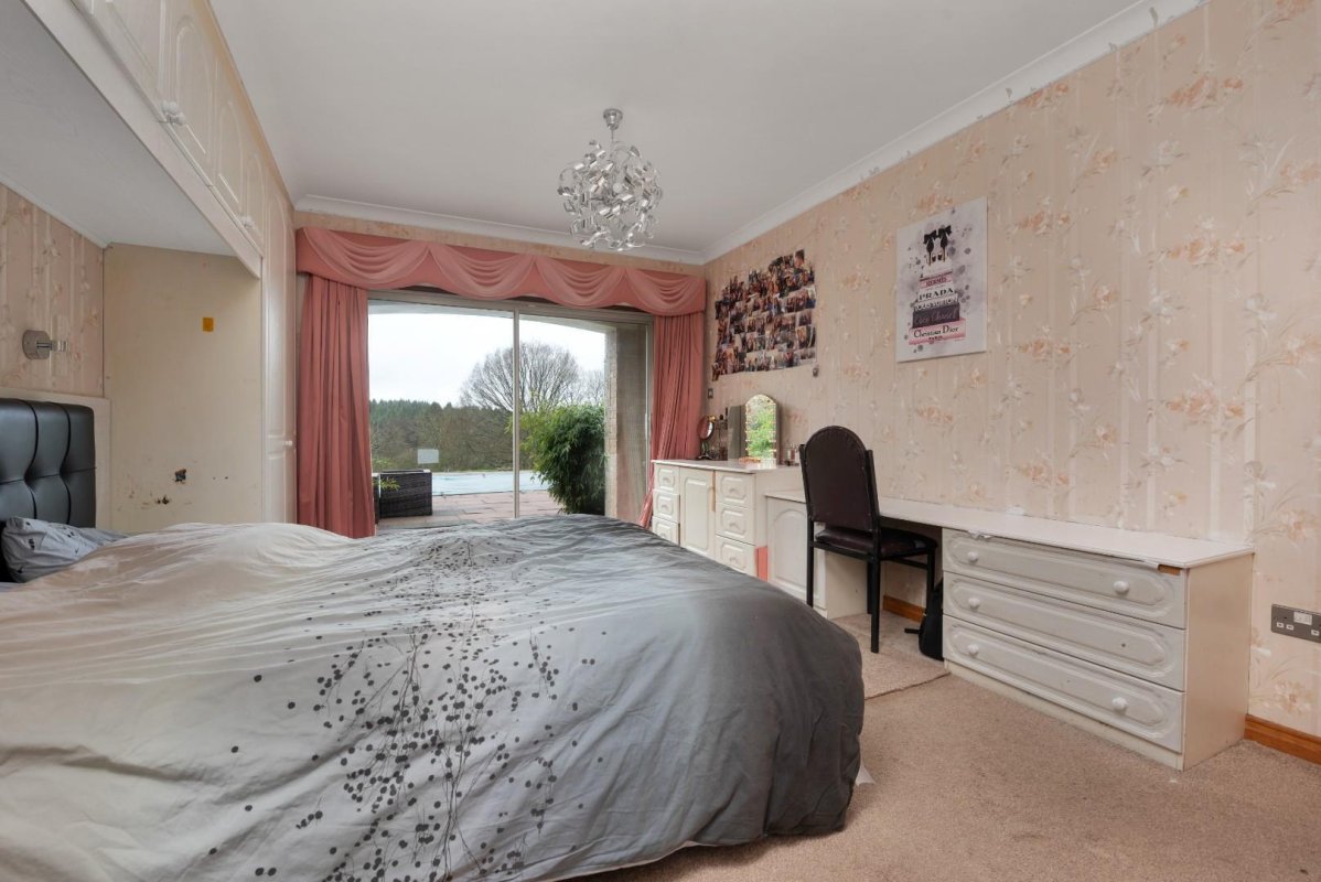6 bedroom property for sale in Ulverscroft Lane, Newtown Linford, Leicestershire Price Guide £