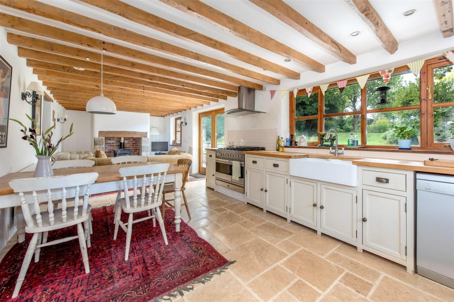 Stags 5 bedroom property for sale in Staplehay, Trull, Taunton