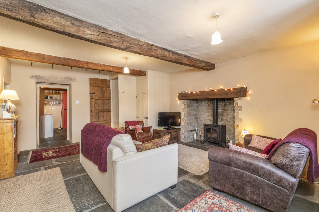 2 bedroom property for sale in Manor Farm Cottage, Langcliffe, Settle