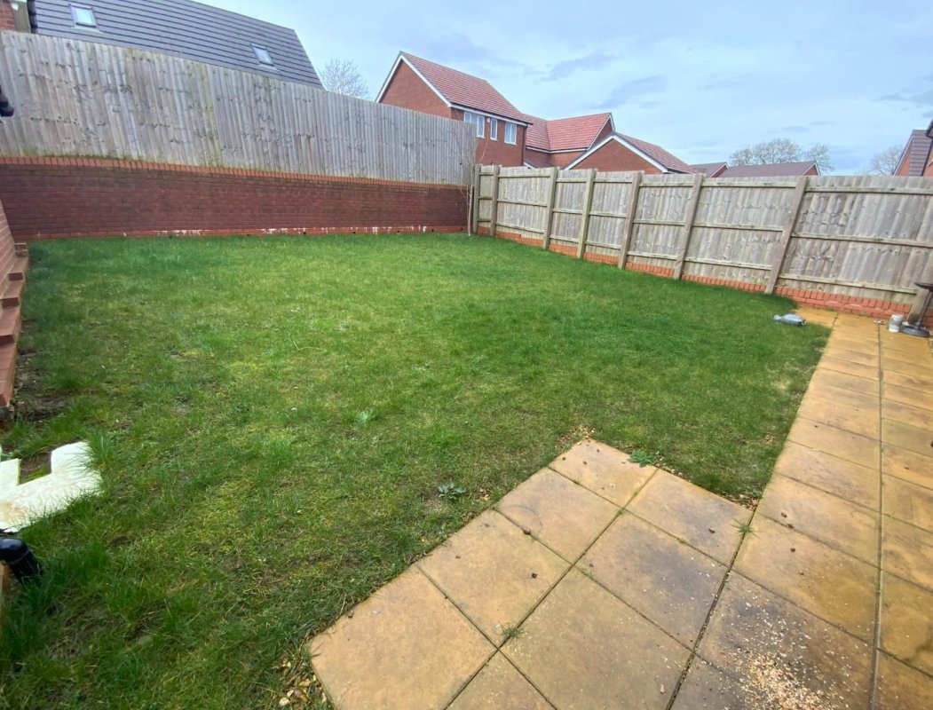 4 bedroom property for sale in Zouche Way, Bushby, Leicestershire