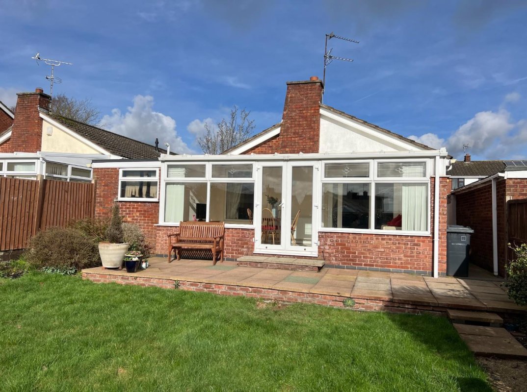 2 bedroom property for sale in Lee Rise, Ratby, Leicestershire Price