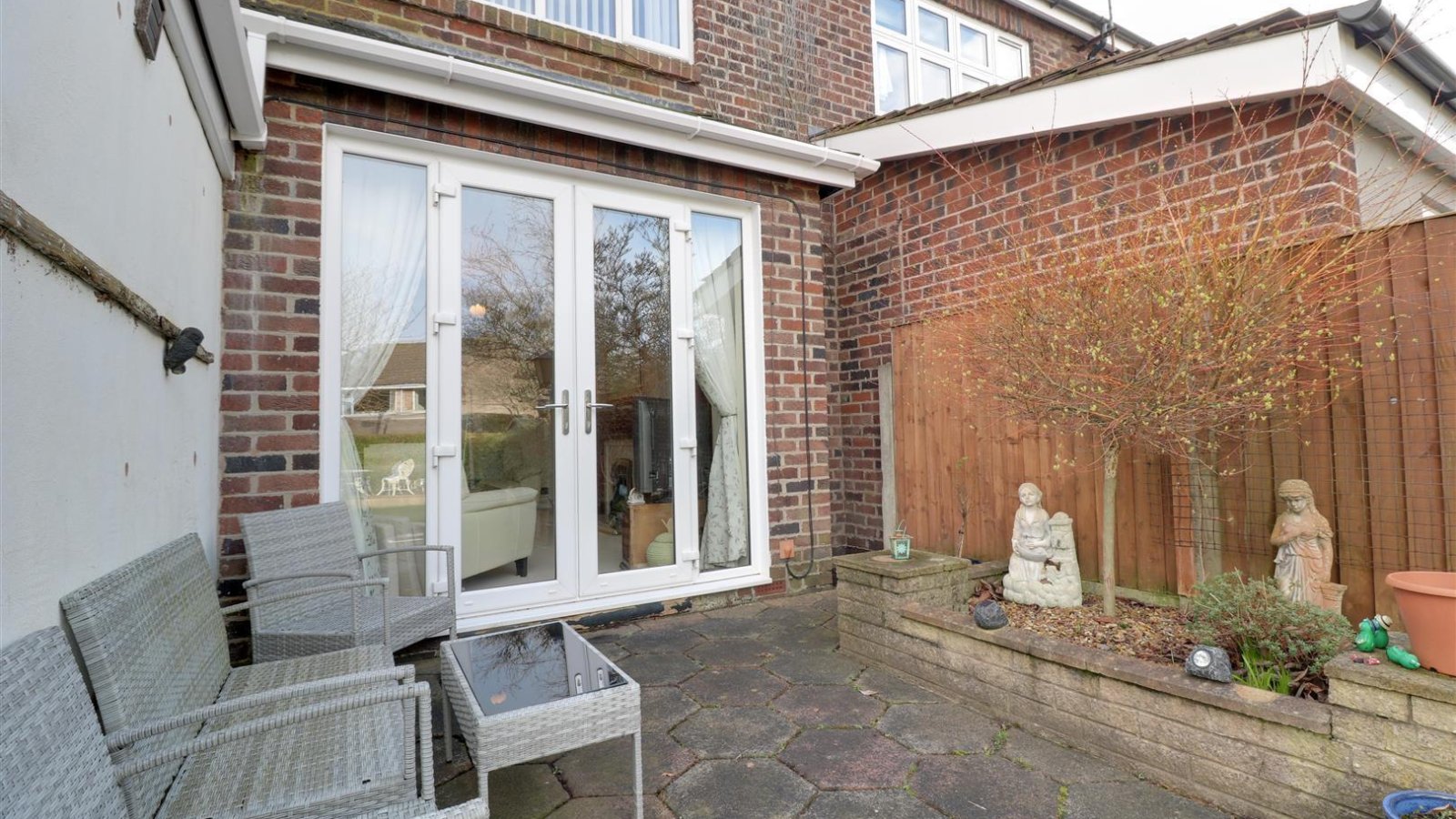 3 bedroom property for sale in Sandbach Road North, Alsager Guide