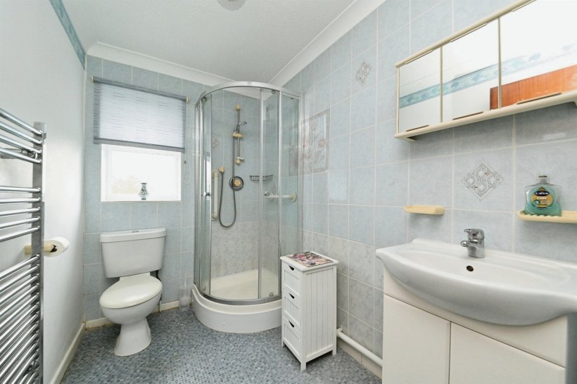 Annes Drive, Hunstanton 2 bedroom detached bungalow William H Brown