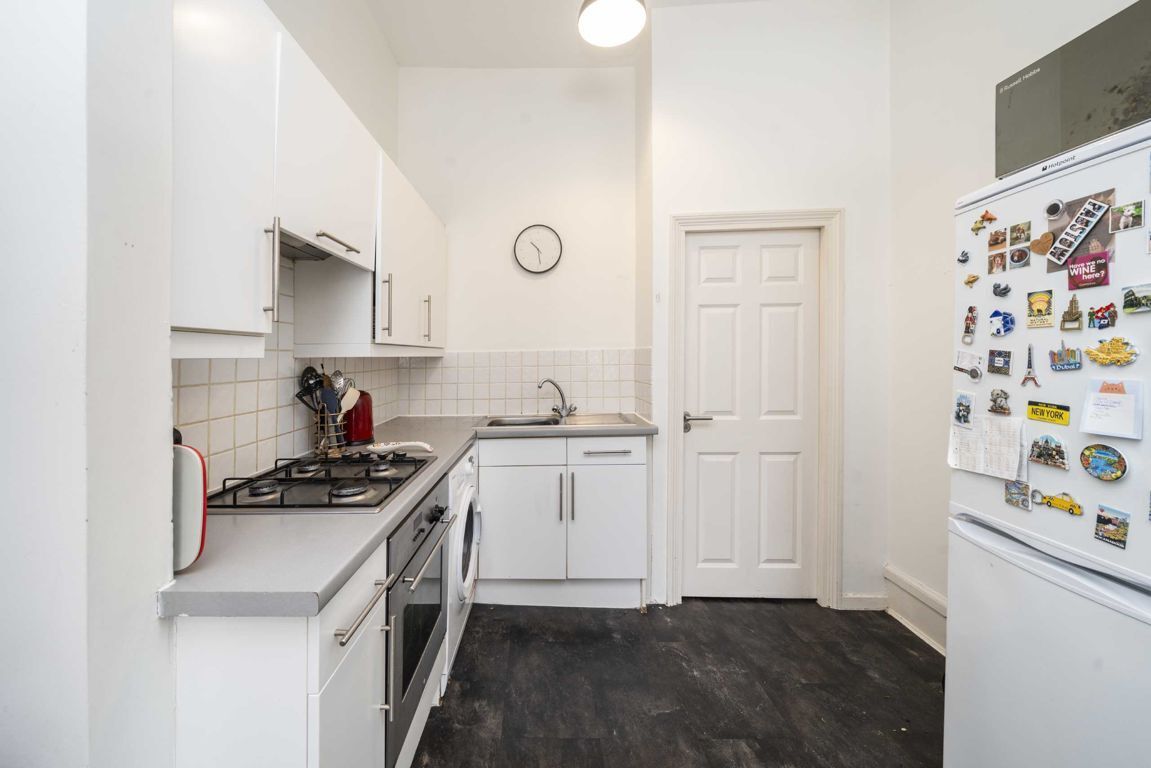 Jacksons 1 bedroom property for sale in Chestnut Grove, Balham £375,000