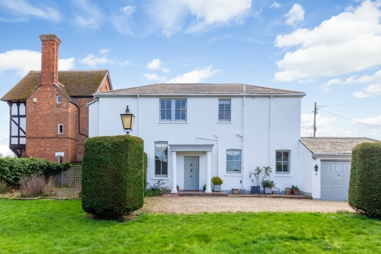 5 bedroom property to let in Bicester Road, Twyford £2,500 pcm