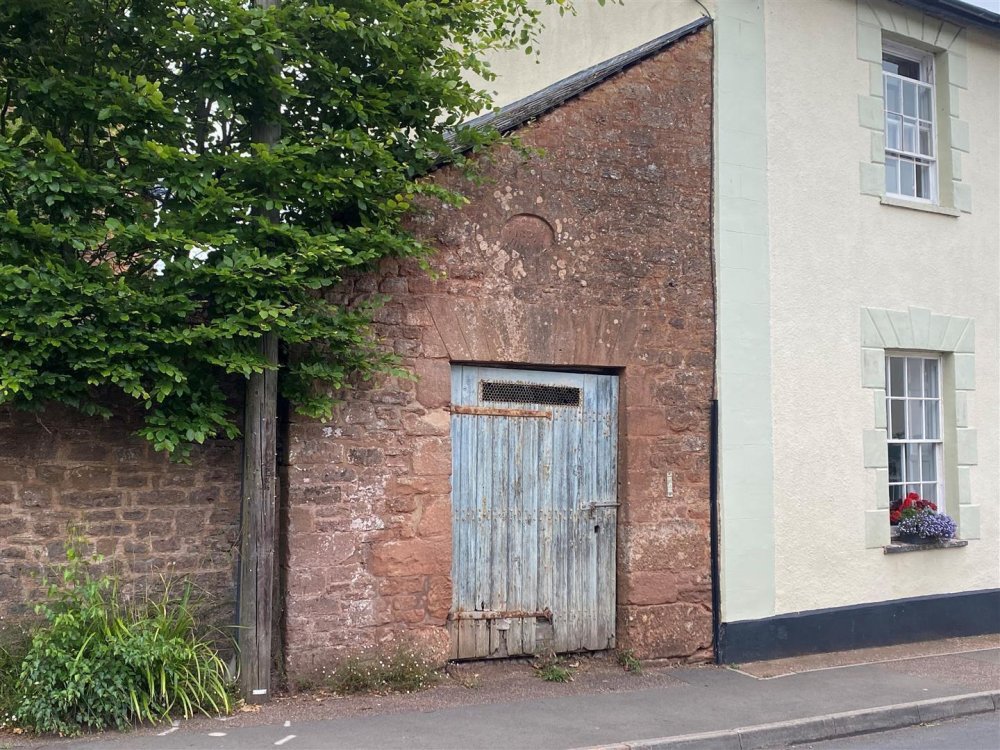 Stags 4 bedroom property for sale in Sand Street, Milverton, Taunton