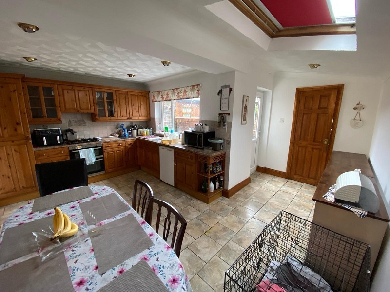 3 bedroom property for sale in Old Road, Skewen, Neath, Neath Port