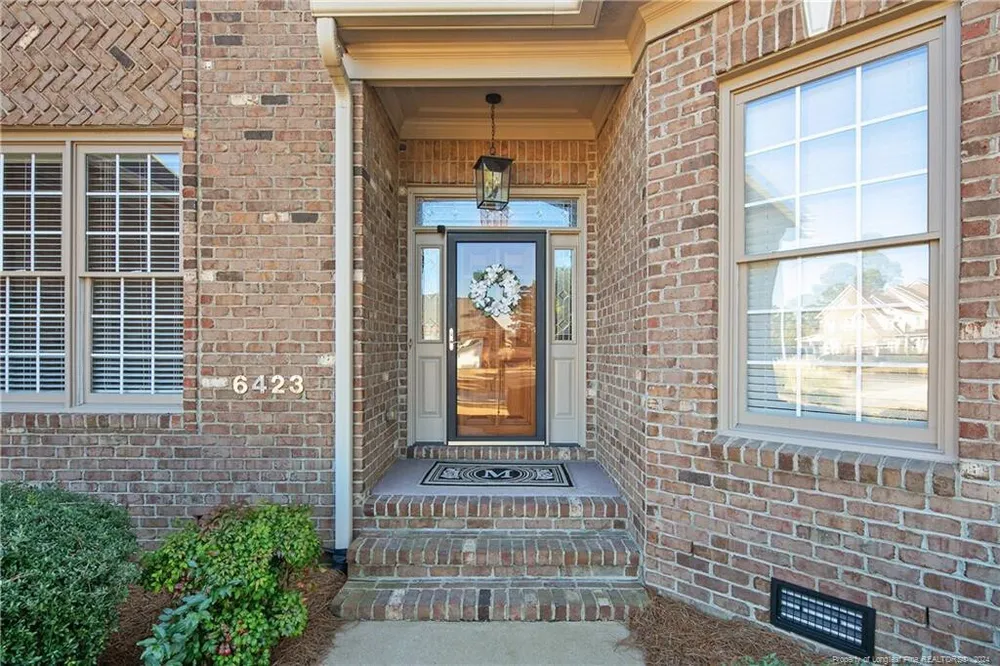 6423 Touchstone Dr, Fayetteville, NC 28311