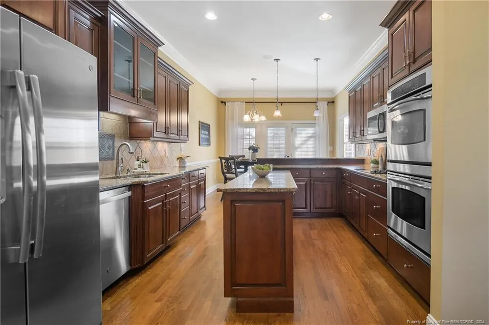 6423 Touchstone Dr, Fayetteville, NC 28311