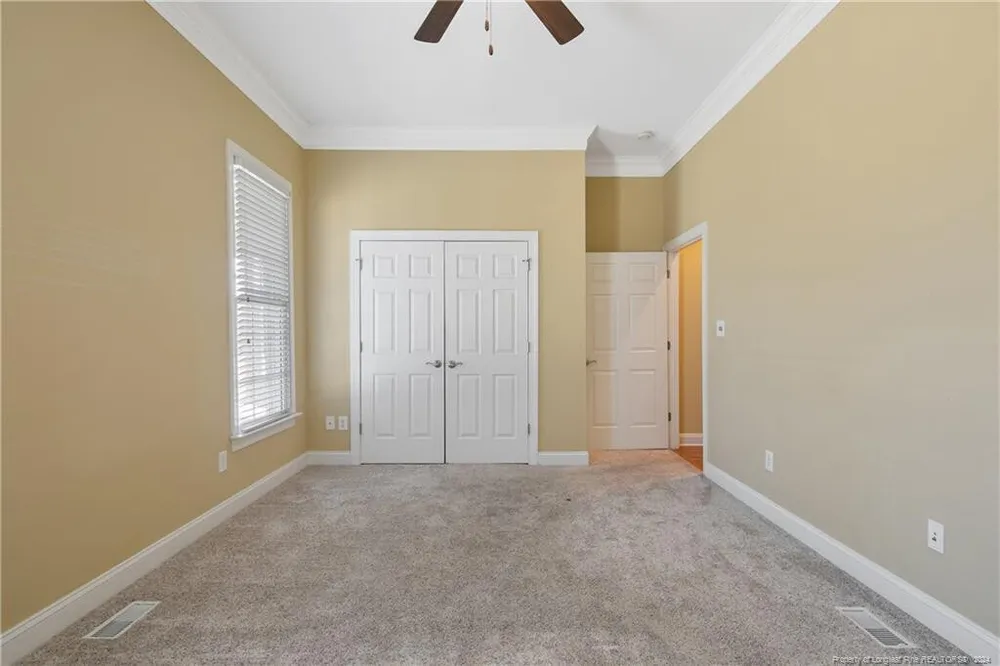 6423 Touchstone Dr, Fayetteville, NC 28311