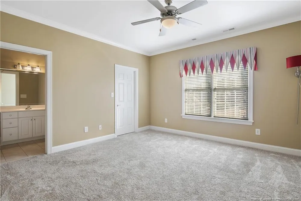 6423 Touchstone Dr, Fayetteville, NC 28311
