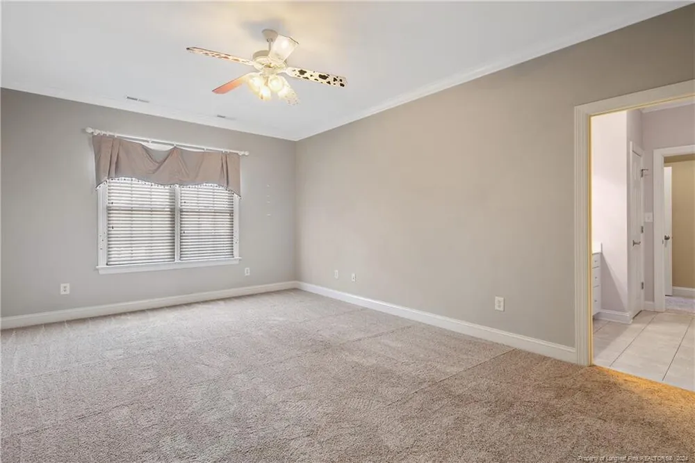 6423 Touchstone Dr, Fayetteville, NC 28311