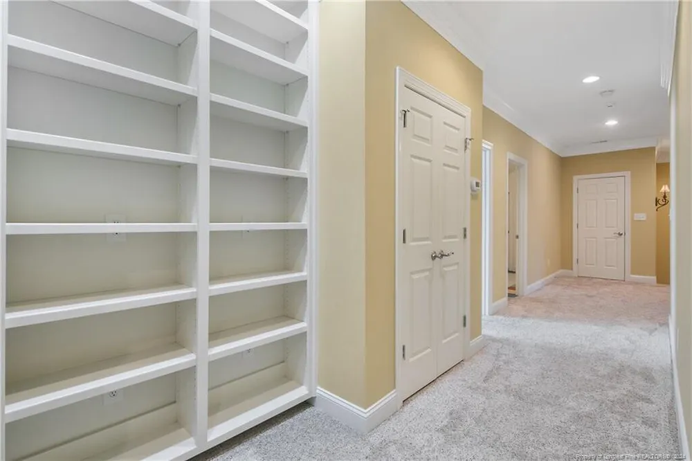 6423 Touchstone Dr, Fayetteville, NC 28311