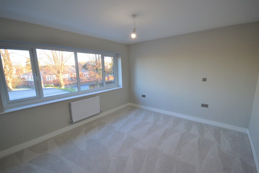 4 bedroom property for sale in Station Road, Hatfield, Doncaster
