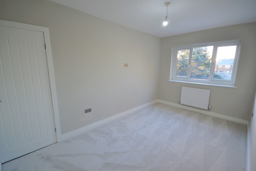 4 bedroom property for sale in Station Road, Hatfield, Doncaster