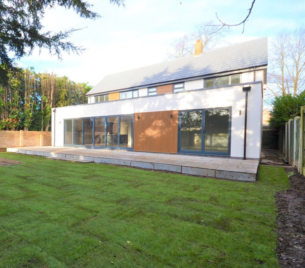 4 bedroom property for sale in Station Road, Hatfield, Doncaster