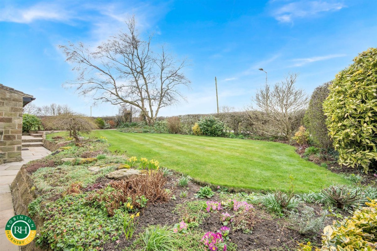 5 bedroom property for sale in Branton Cottage, Top Lane, Clayton