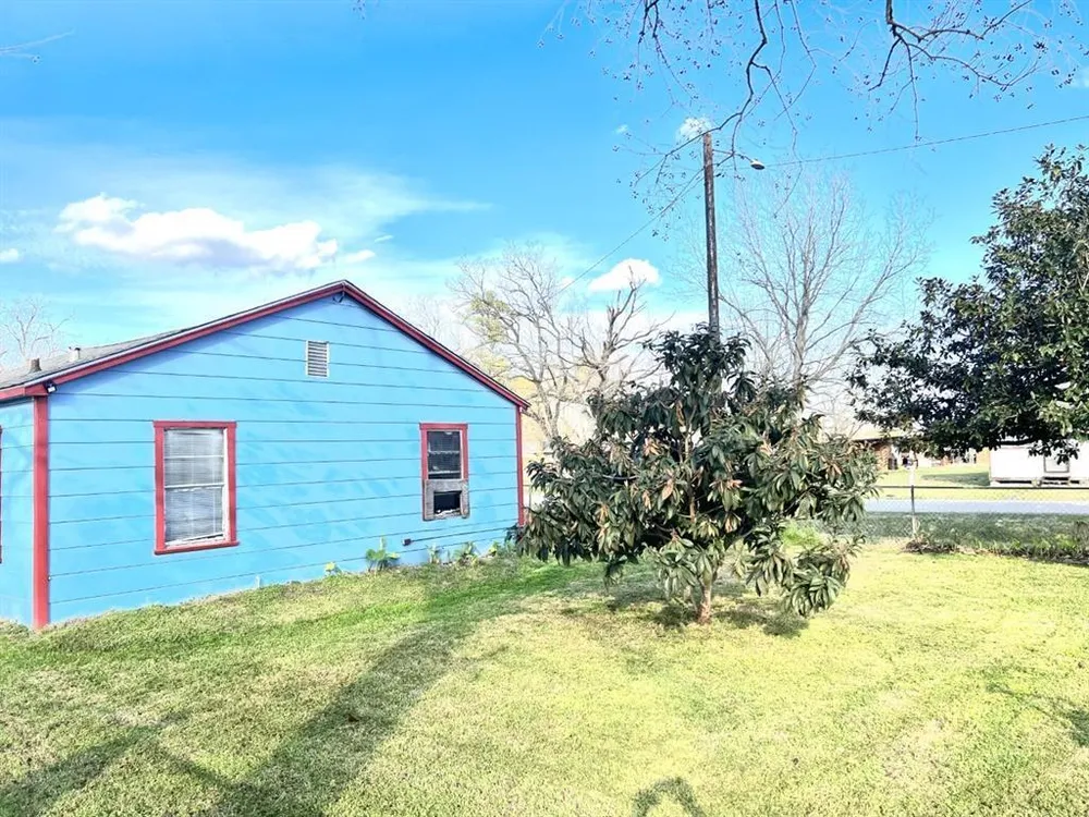 8123 Penrod St, Houston, TX 77028