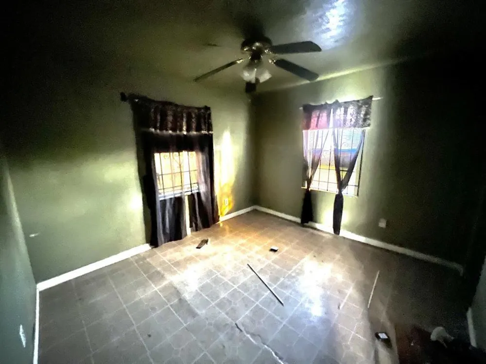 8123 Penrod St, Houston, TX 77028