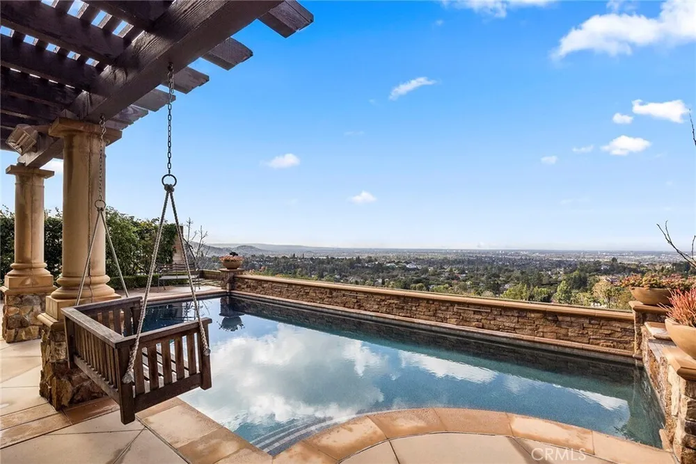 2608 N San Miguel Dr, Orange, CA 92867