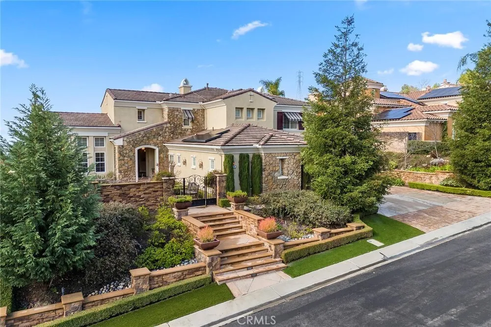 2608 N San Miguel Dr, Orange, CA 92867